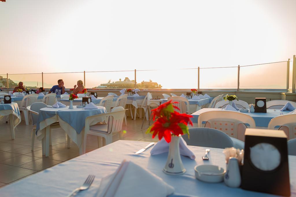 Derici Hotel Kusadası Esterno foto